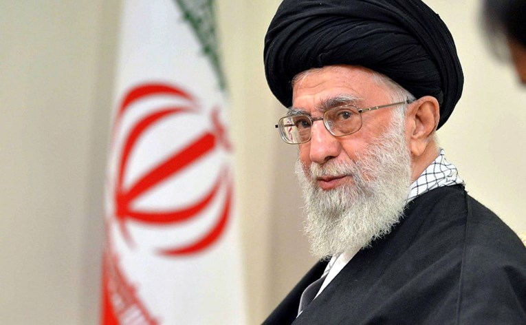 Iranski vrhovni vođa: Nikad nećemo razgovarati s Amerikancima